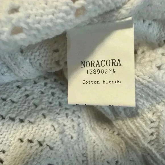 Noracora | Cable Knit & Lace Crochet Sweater (S) - Picture 8 of 9